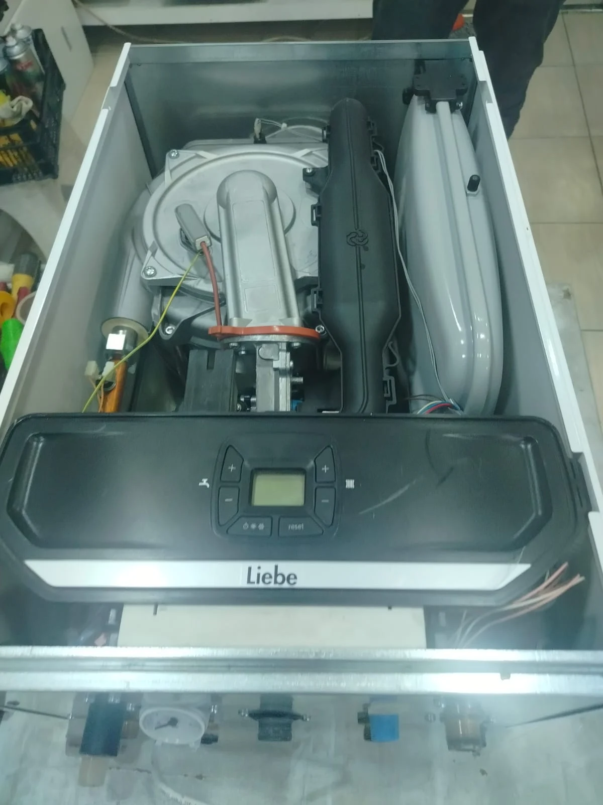 galeri_20260415_190323_5aae5c4f5f1bb25ab34e